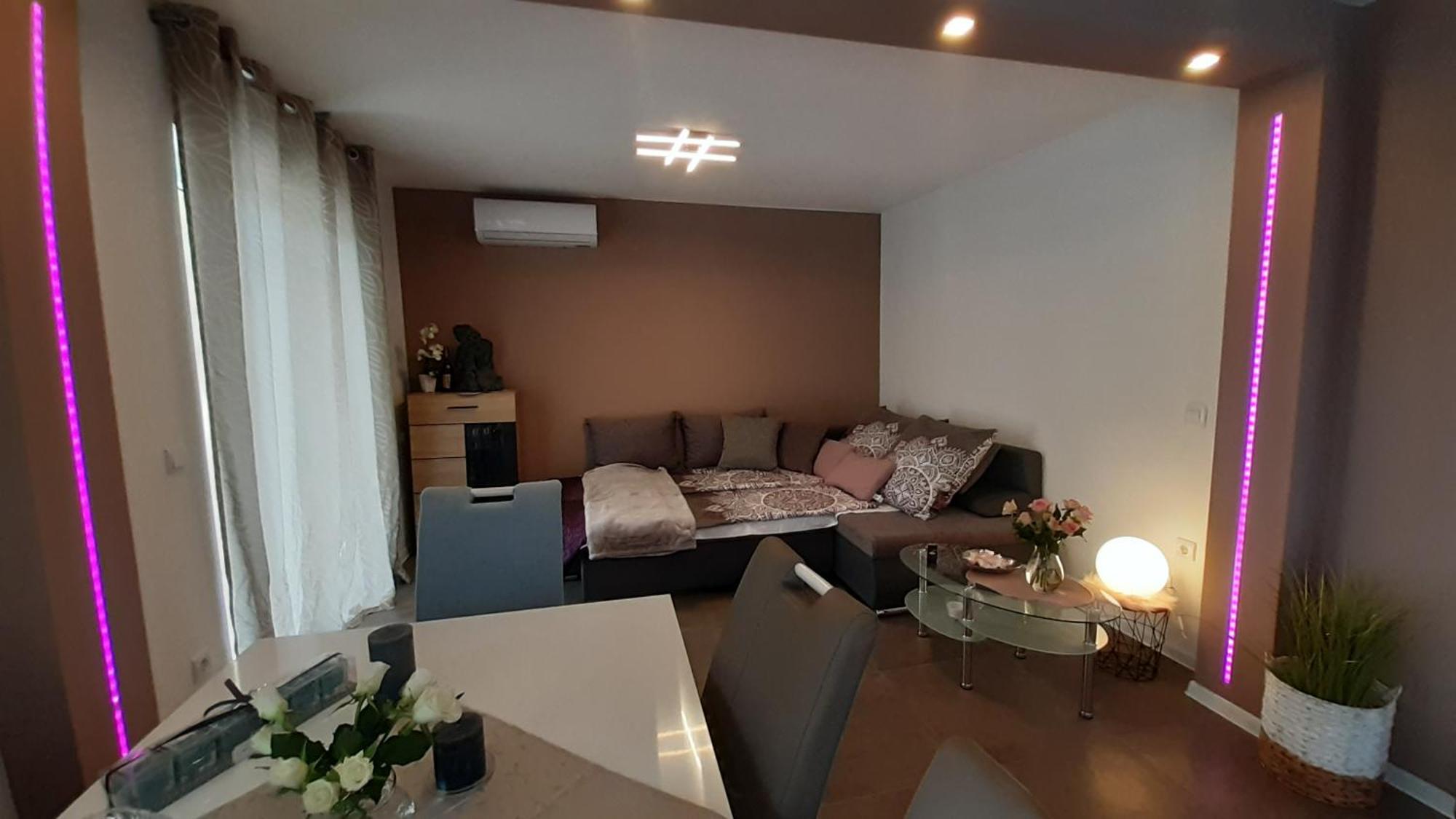 Villa Elke Maria With Overflow Pool And Hydromassage Novigrad Istria الغرفة الصورة
